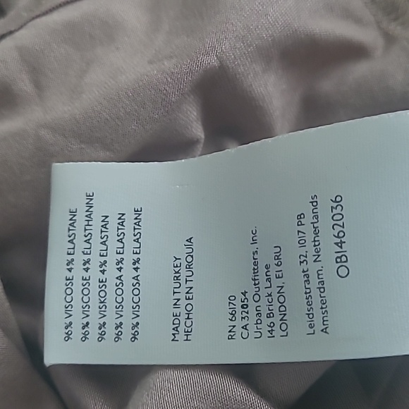 We the Free Long Sleeve Deep V-Neckline Pullover Top Size XL in Cream - Picture 9 of 9